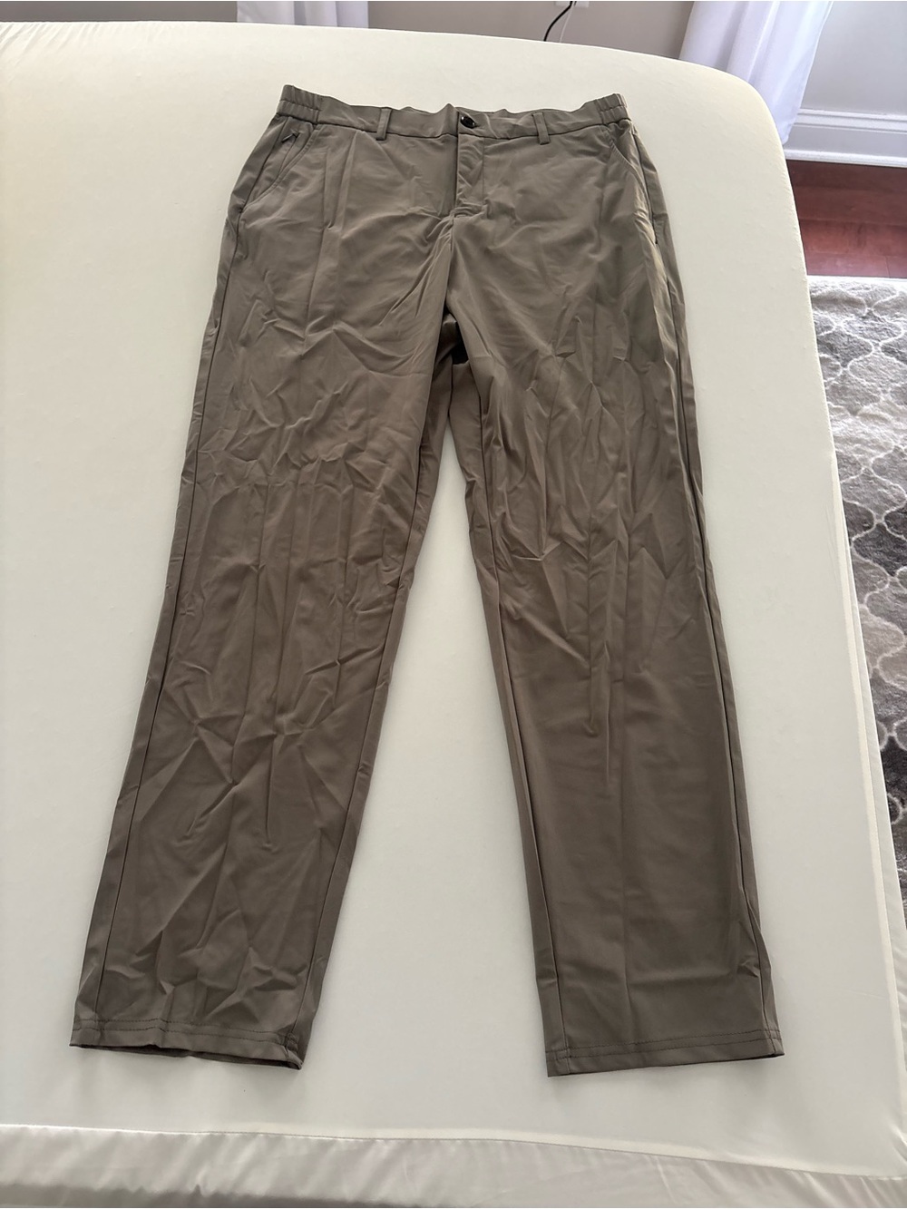 Men's Casual Flat-Front Pants in Taupe